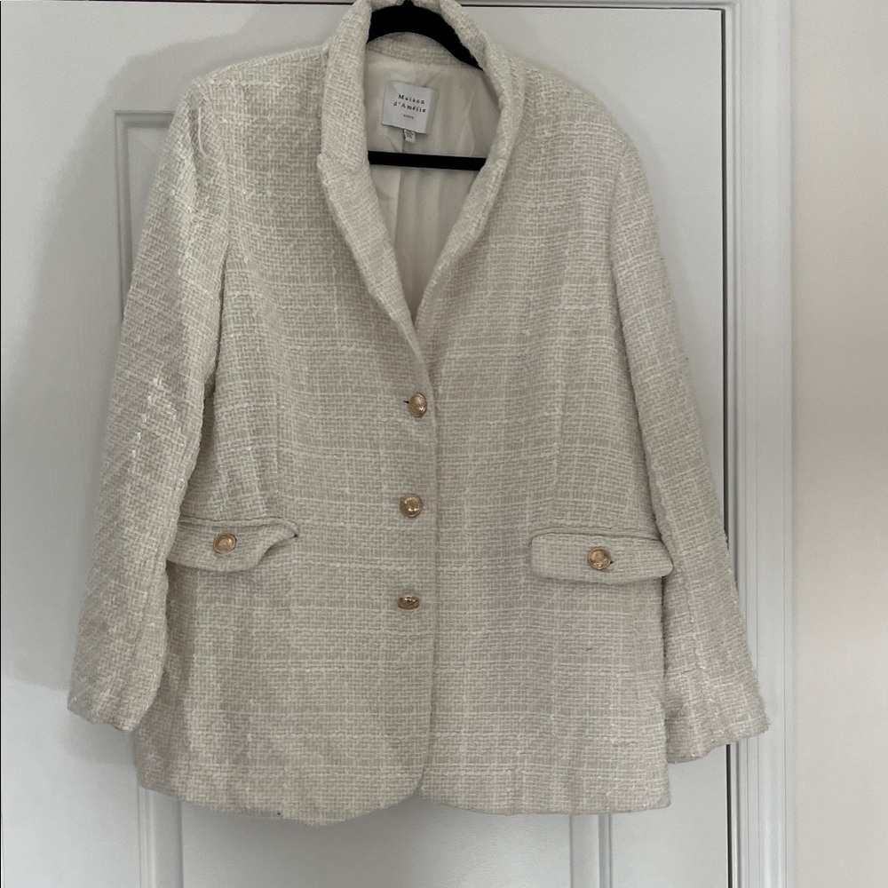 Elegant Cream Blazer with Gold Accents